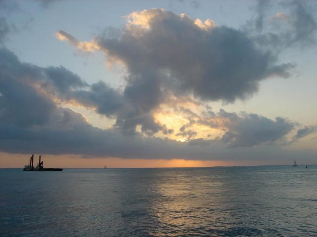 2005/01(Jan)/03(KeyWest)/640x480_2005-01-29 16-56-01.JPG